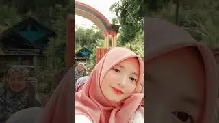 Emang Kamu Siapa?