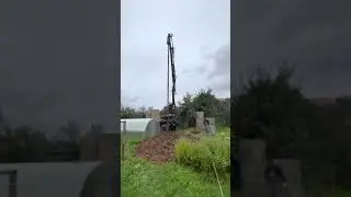 Супер колодец !!!!! 😳!!!!! Бурение колодца машиной .