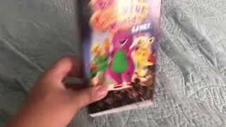 Barney's Colorful World Live! 2004 VHS