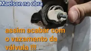 Como tira o vazamento no pé da válvula de descarga da deca