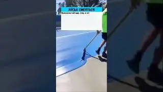 Постойте! Я — моряк, я проведу Вас на пароход 