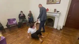 Быстрое погружения в гипноз. Поза Бетмена и ментальная нить флюиды