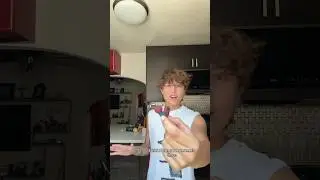 trying the NEW SOUR GUSHERS 💦 w Mattie Westbrouck- 