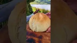 Пекарь в деле на природе