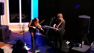 Till I Am Myself - Jim Cuddy - Private Show - People Enjoying The Moment