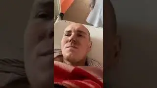 Украинские врачи общаются с русским раненый пленным