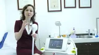 Dr. Ines Verner introduce the new Venus Versa for Active Acne IPL treatment