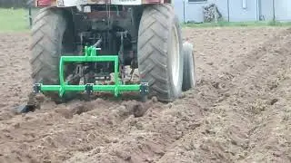 Préparation ou buttage des pommes de terre : Faire 3 lignes à la fois avec une buteuse 85 cm d