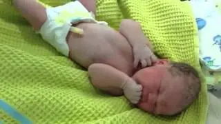 Еще нет получасу от рождения