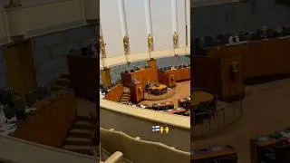 Hjallis Harkimo speaking live in the Finnish parliament!🤩