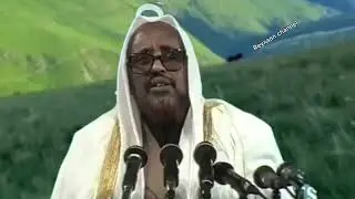 Qiso cajiib ah. gabdhaha hadii diinta la bari laha waxa bay iska dhicin lahayeen.