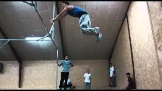 Задний соскок противоходом 720 (Parkour Tricks)
