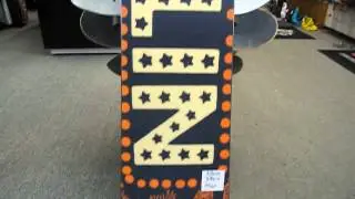 Closeup of the 2015 Nitro Cinema Snowboard