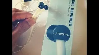 JAX in ear headphones (3 buttons)
