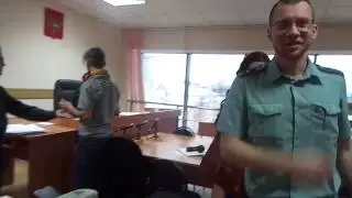 НА СУДЕ У ВЕТЕРАНА.