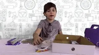 Isaías contruyendo Orangután de robot - Aprendiendo con Isaías