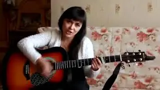 Красивая девушка поет на татарском языке