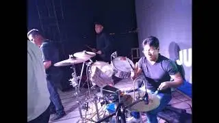 GRUPO LATYNOS- Querida (2020)
