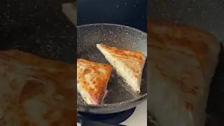 Конвертики с сыром и ветчиной 🥪 на перекус 🥪 рецепт в комментах #мариашкинаготовка #recipe