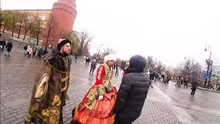 MASKVAGA NIMA OLIB BORDIM SOTGANI MASKVADA MENI NIMALAR KUTMOQDA