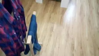 Напольная вешалка на колесиках фирмы Anyday