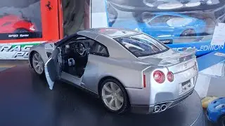 Nissan -GT-R-R35- em miniatura  Unboxing escala 1/18 Burago