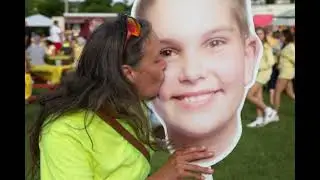 Community Comes Together to Honor Girl With Cancer