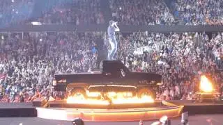 Luke Bryan "That's My Kind of Night" Live!!