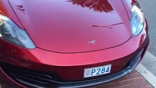 McLaren 12C & Ferrari 365 GTB/4 Daytona.