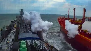 Gas carriers. Сargo hose rupture during STS ops.