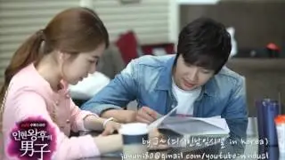 Ji Hyun Woo sing a song in radio.( 2012.01.04. KBS FM radio 중 지현우&유인나 라이브)