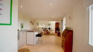 15 Eidelweiss Place Lugarno | David Hughes, Ian Ludlam