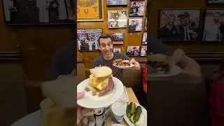 Visiting #KatzsDeli in #nyc #foodie #travelvlog #danielross