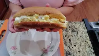 Scrambled Eggs Sandwich