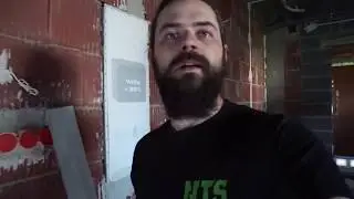 #17 [KWDI] Jak wyprowadzić przewody na zewnątrz budynku? Przepusty fundamentowe czy megapuszka ?