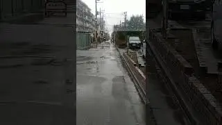 Anime Şemsiyemle Yağmurlu bir Tokyo sabahı
