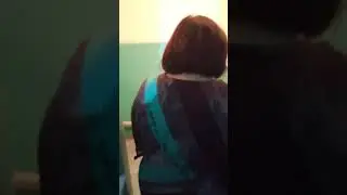 пранк в туалете, намазала шоколадной пастой,ржали целый час 🤣🤣🤣🤣🤪
