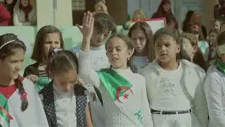 أجواء الإحتفال بذكرى أول نوفمبر في المدرسة الإبتدائية حمودي محمد بزيغود يوسف_قسنطينة