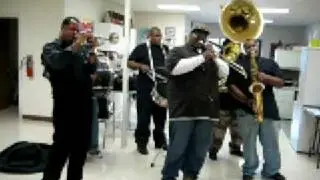 MR BIG STUFF     NEW ORLEANS HUSTLERS BRASS BAND