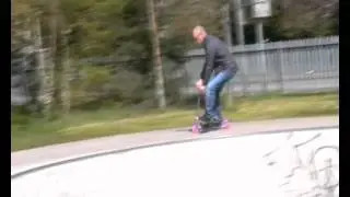 Saughton, early summer 2012 - Action Dad on Pink Scooter.wmv