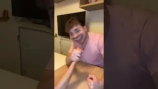 Cuando Haces Un Pulso Con Tu Hermano💪🏻 
