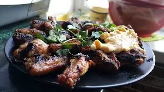 Острые крылышки с вкуснейшим сырным соусом