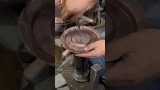 Making a lid for a copper pot 