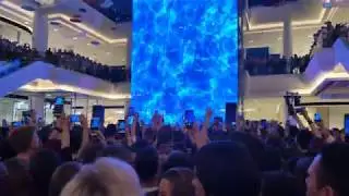 Noize MC - Бассейн [4K] (live 13.09.2019 в ТЦ "Ривьера")