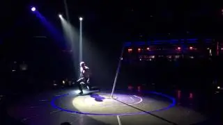 Alex show Duo Skyline