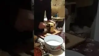 Как почистить ананасик