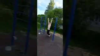 Итальянские обороты на турнике