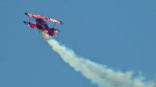 Pitts S-2B aerobatics