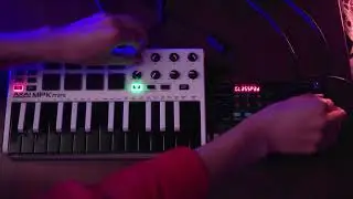 Akai MPK mini + Korg Volca Fm (Instrumental hip hop)