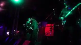 Los Caverns- Help / The Beatles